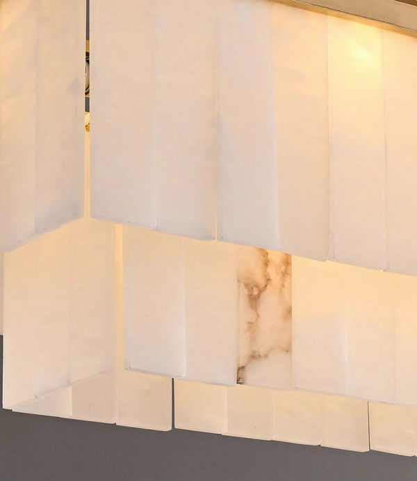 Kauai - Podłużna lampa wisząca z alabastru, złota - Żyrandol długość 80/100/120cm