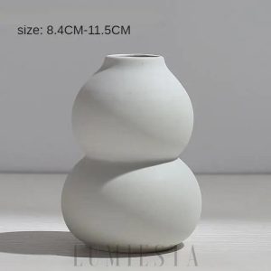 Elegancki biały ceramiczny wazon 12–14 cm