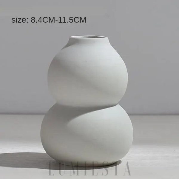 Elegancki biały ceramiczny wazon 12–14 cm