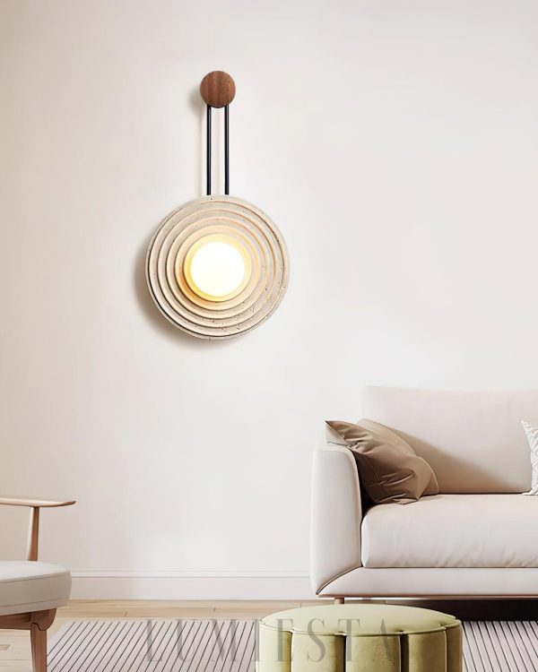 Marrakech - Okrągła lampa ścienna - trawertyn i drewno, Ø 33 cm, jasny/ciemny orzech, kinkiet do salonu