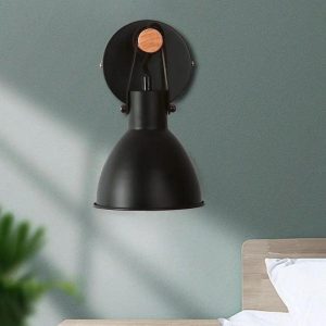 Nowoczesna lampa ścienna czarna z regulowanym kloszem