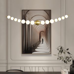 Lampa wisząca Pearl Chain mosiężna z akrylowymi kulami