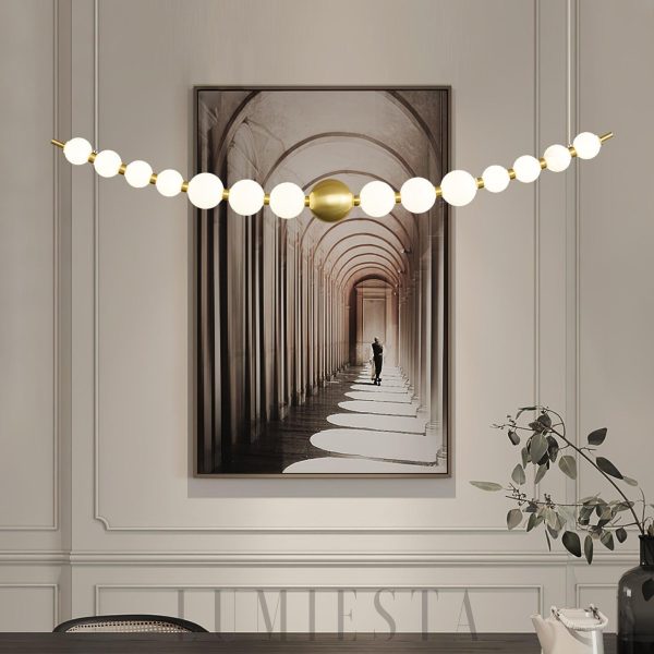 Lampa wisząca Pearl Chain mosiężna z akrylowymi kulami