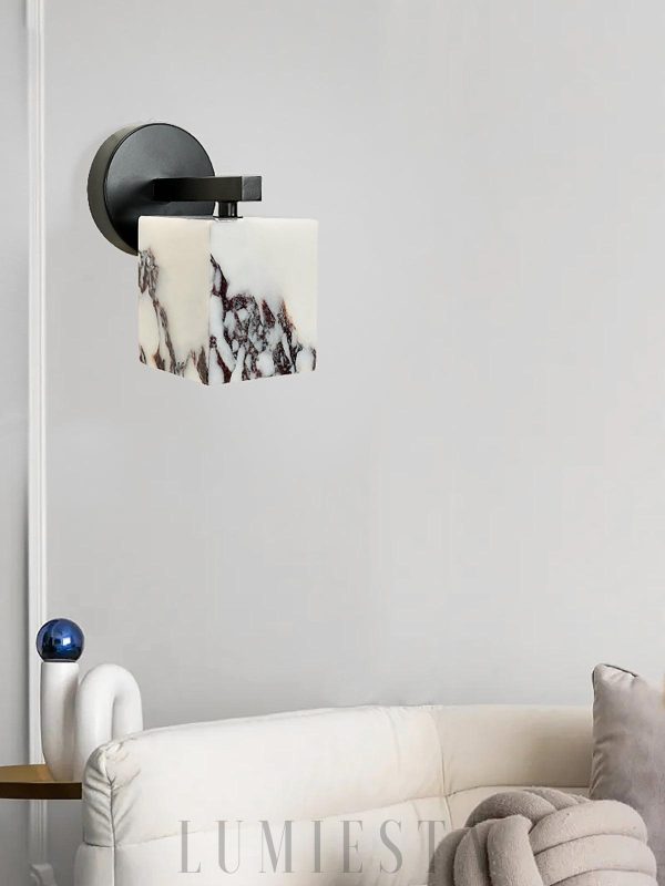 Marmurowa elegancka lampa ścienna kostka 8x13cm Biały Ciepła