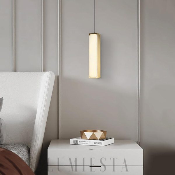 Lampa wisząca Alabaster Chaos w kolorze mosiądzu i białym