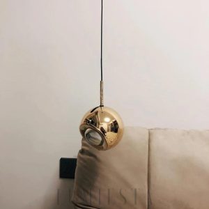 Designerska lampa wisząca Kula z regulacją kąta, kolorowa