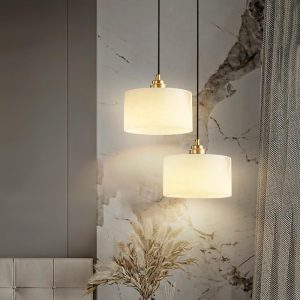 Nevis - Elegancka biała cylindryczna lampa z alabastru
