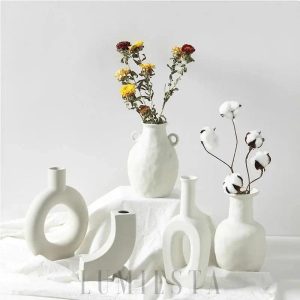 Unikalny wazon ceramiczny o nowoczesnym kształcie 23 cm