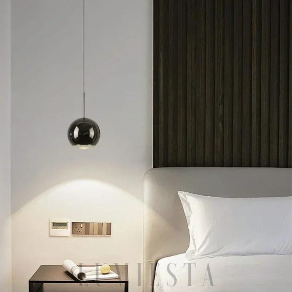 Designerska lampa wisząca Kula z regulacją kąta, kolorowa