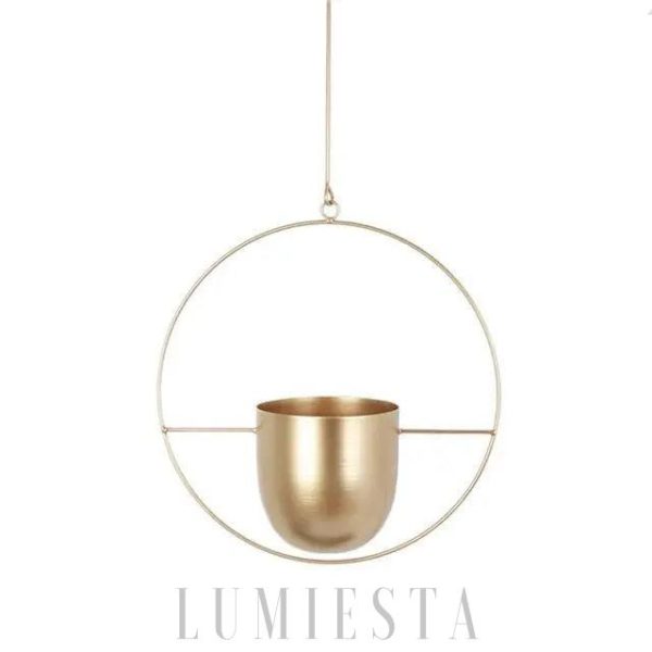 Minimalistyczny wiszący kwietnik z metalowym stelażem