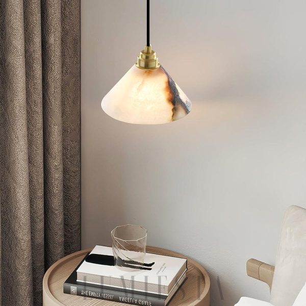 Monna - Stożkowa lampa wisząca z alabastru, mosiądz 18cm