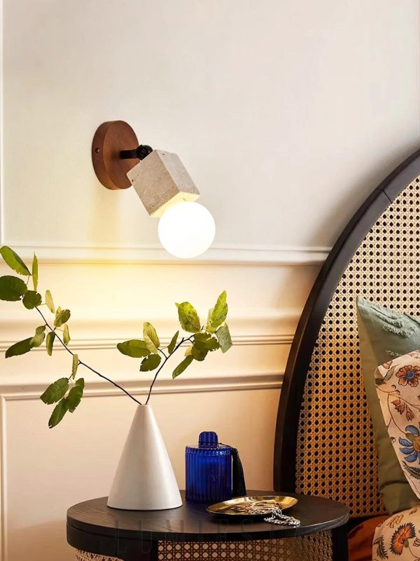 Regulowany kinkiet ścienny kostka trawertyn beżowy 10x24cm