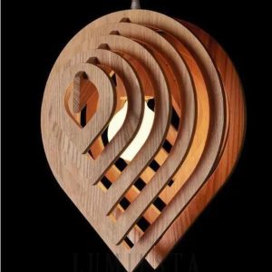 Stylowa drewniana lampa wisząca w kształcie kropli