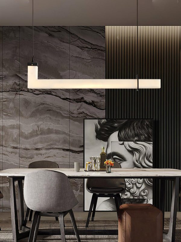 Alabastrowa lampa wisząca Axis linearna 120cm biała