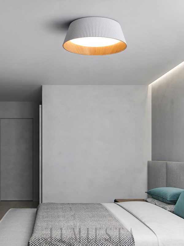 wm_17081220395241843606.jpg Eden - Sufitowa z żebrowanym kloszem — czarna lub biała