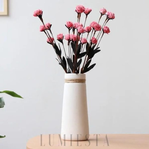 Matowa lampa ceramiczna w stylu skandynawskim