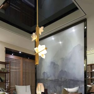 Lampa wisząca Lure w kształcie kwiatu z białym światłem