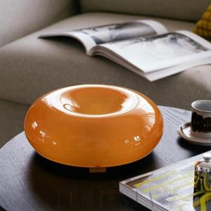 Nowoczesna lampa w kształcie donut z regulacją świecenia