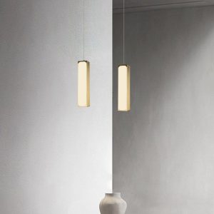 Lampa wisząca Alabaster Chaos w kolorze mosiądzu i białym