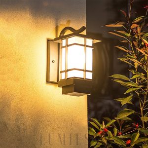 wm_17867014553571650708.jpg Lampa ścienna Madison w stylu latarni z dekoracyjną kratką