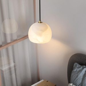 Viela Elegancka półokrągła lampa z alabastru, biało-złota