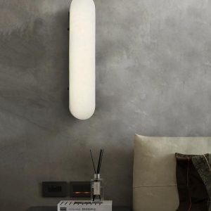 Paine - Luksusowa pionowa lampa ścienna z białego alabastru