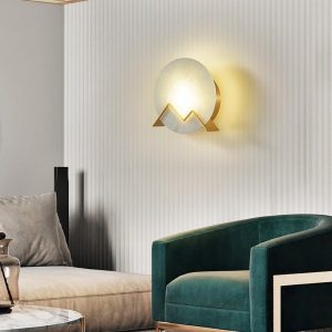 Shasta - Elegancka lampa ścienna Alabaster — mosiądz i biel