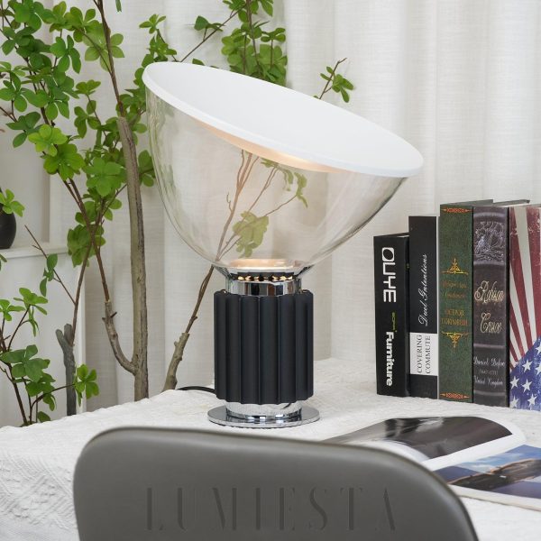 Taccia - Elegancka lampa stołowa z przezroczystym kloszem