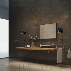 Nowoczesna lampa ścienna z regulowanym kloszem czarna