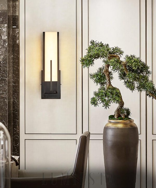 Nowoczesna lampa ścienna alabastrowa w kształcie sześcianu