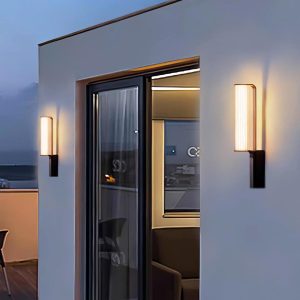 Nowoczesny zakrzywiony kinkiet ogrodowy czarny 60 cm