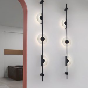 Lampa ścienna Alabaster w stylu minimalistycznym z metalu