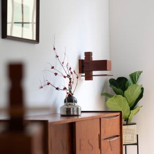 Lampa Ścienna Taliesin Orzechowa Unikalny Styl 25cm 60cm