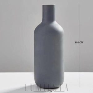 Stylowe wazony ceramiczne w różnych kształtach i kolorach