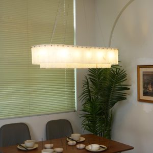 Pembridge - Biało-złoty żyrandol do salonu z naturalnego alabastru, 100/120 cm