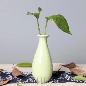 Wazon ceramiczny w kształcie kropli w pastelowych kolorach