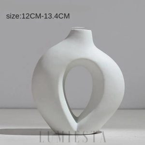 Elegancki biały ceramiczny wazon 12–14 cm