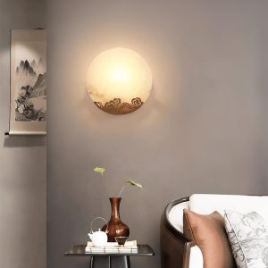 Ando - Nowoczesna lampa ścienna Alabaster — mosiądz i biel