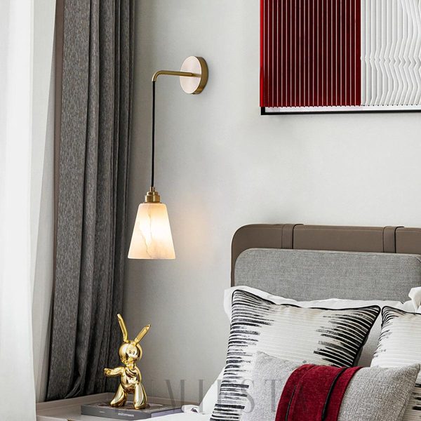 Mykonos - Lampa ścienna stożkowa Alabaster biało-złota