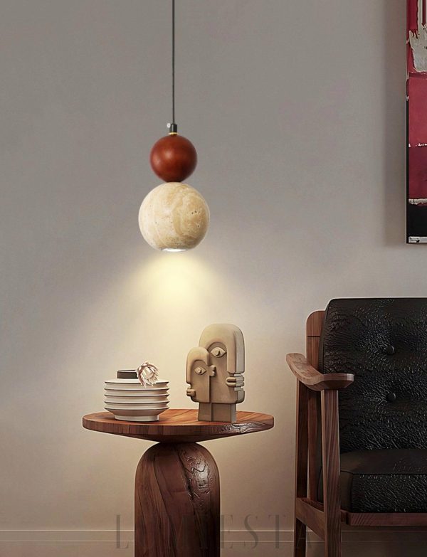 Elegancka lampa wisząca travertynowa z drewnem 10 cm