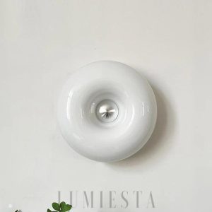 Nowoczesna lampa w kształcie donut z regulacją świecenia