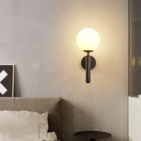 Lampa ścienna okrągła w stylu nowoczesnym czarna lub złota