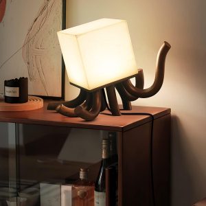 Octavia - Lampa stołowa z alabastru w stylu rzeźby z drewna