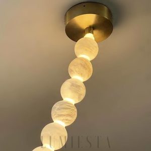 wm_9340168691408483097.jpg Onina - lampa wisząca w kształcie naszyjnika z alabastru