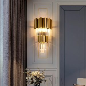wm_9688727722286807715.jpg Lampa ścienna Bourbons Grand w złotym kolorze 27x54 cm