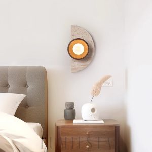 Halvora - Lampa ścienna półokrągła z trawertynu i drewna